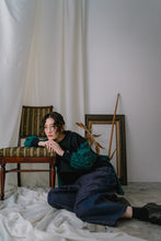 Trousers / Tweedy Flower