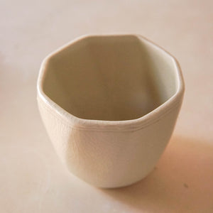 Kigata Yunomi teacup Hakkaku (Octagon) White L