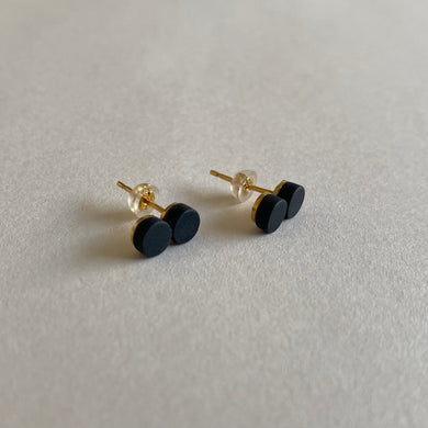 NACHT 2 Dots Earring (sold as a set)