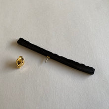 DEER HORN JEWELRY Black Stick Brooch