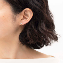 MA Pearl Earring (sold as a pair)