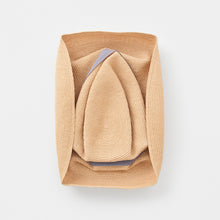 BOXED HAT - paper abaca / 11cm brim / light beige base  / M