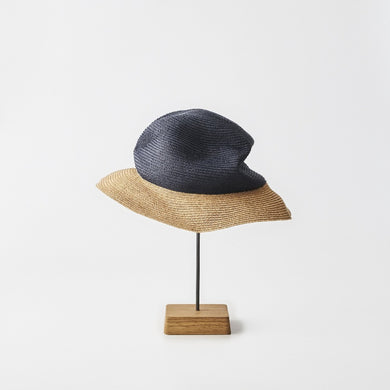 BOXED HAT / 6,5cm brim 2tone color / M