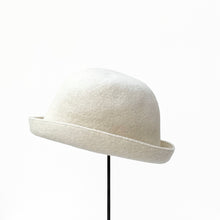 Widen Bell Hat - Undyed wool