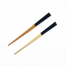 White Bamboo Chopstick / Black