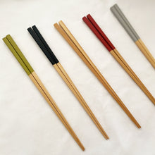 White Bamboo Chopstick / Grey