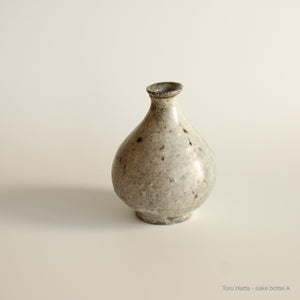 Toru Hatta, Wood fired kiln, Japanese ceramic, Japanese pottery, Ceramic, Sake bottle, Utsuwa