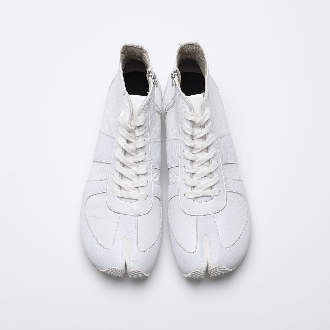 Tabi sneaker / Brace Trainer / white